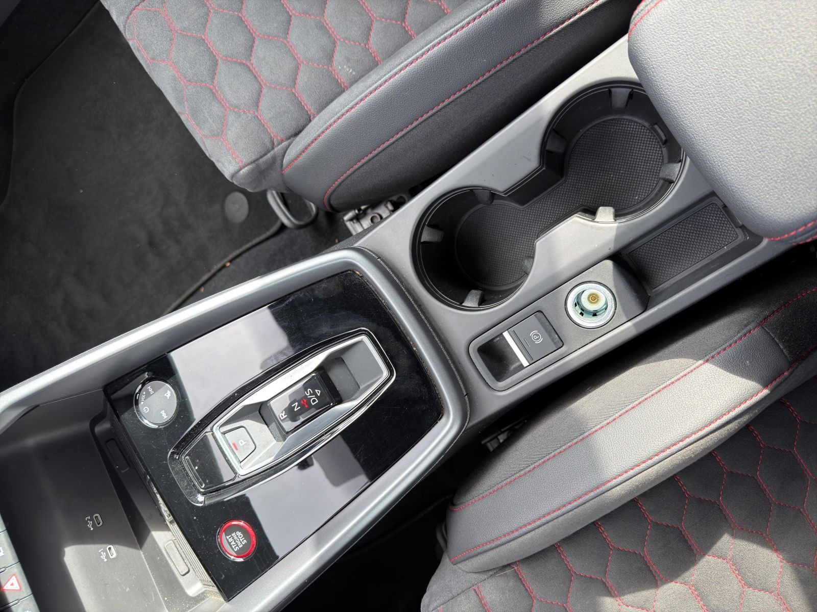 Audi RS3 2025 г. Серый, пробег 31199 км