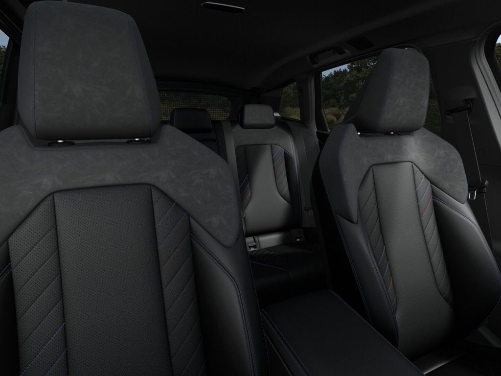BMW X3 2026 г. Чёрный, пробег 25643 км