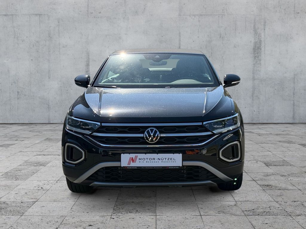Volkswagen T-Roc 2022 г. Чёрный, пробег 9972 км