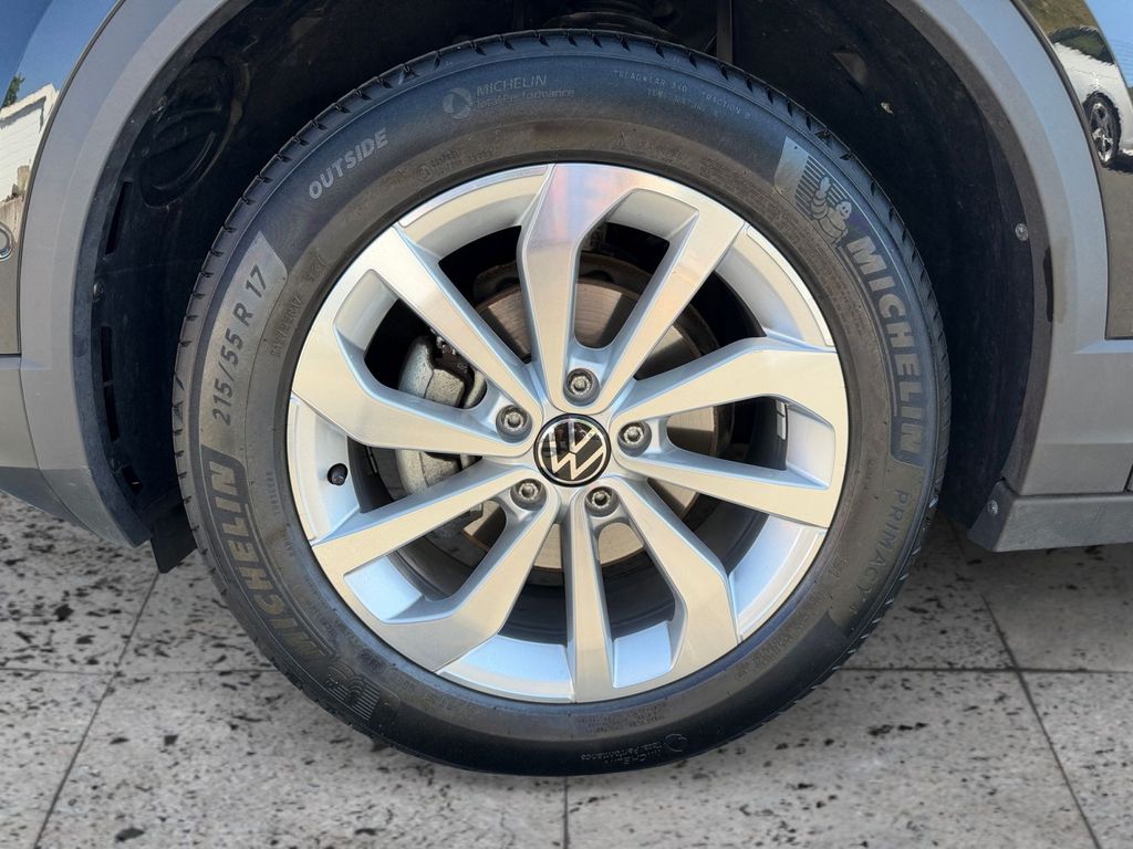 Volkswagen T-Roc 2022 г. Чёрный, пробег 9972 км