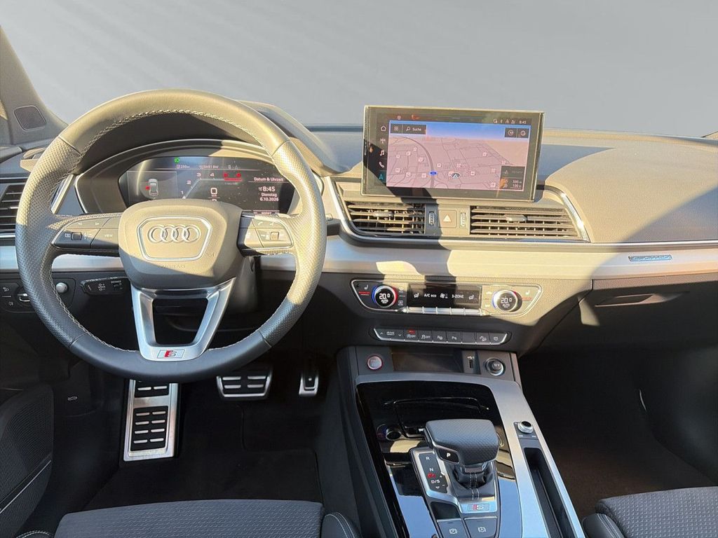 Audi Q5 2023 г. Чёрный, пробег 34244 км
