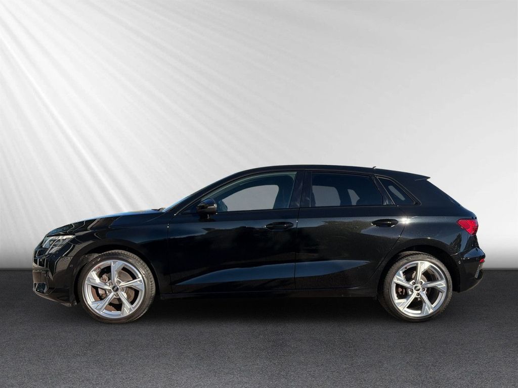 Audi A3 2023 г. Чёрный, пробег 56631 км