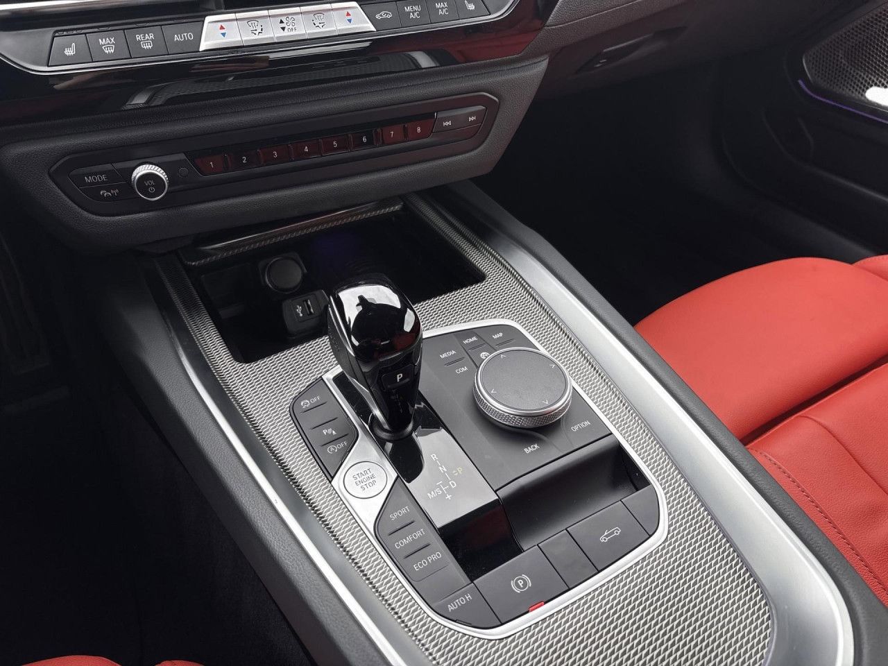 BMW Z4 2025 г. Белый, пробег 18535 км