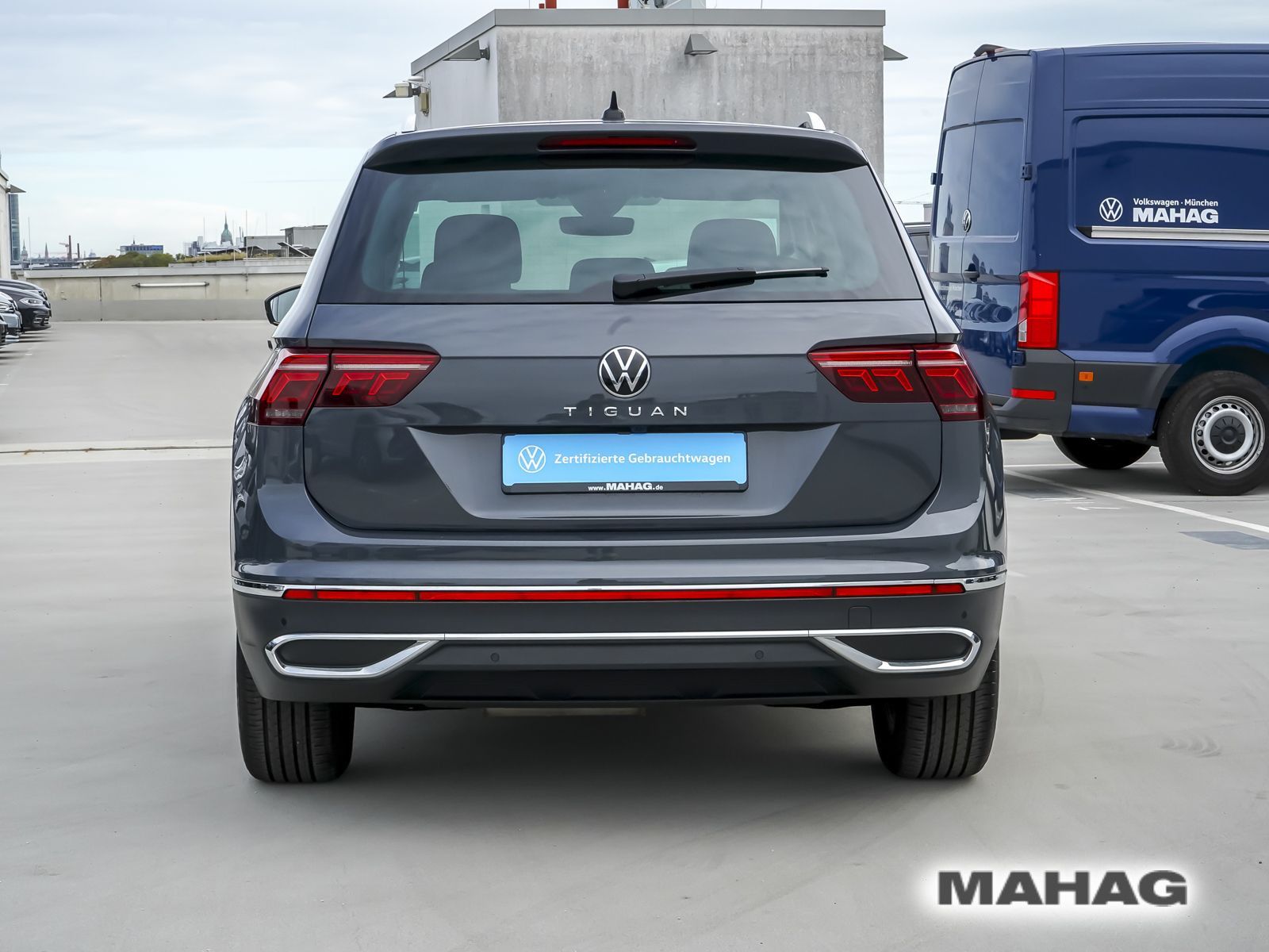 Volkswagen Tiguan 2023 г. Серый, пробег 59508 км