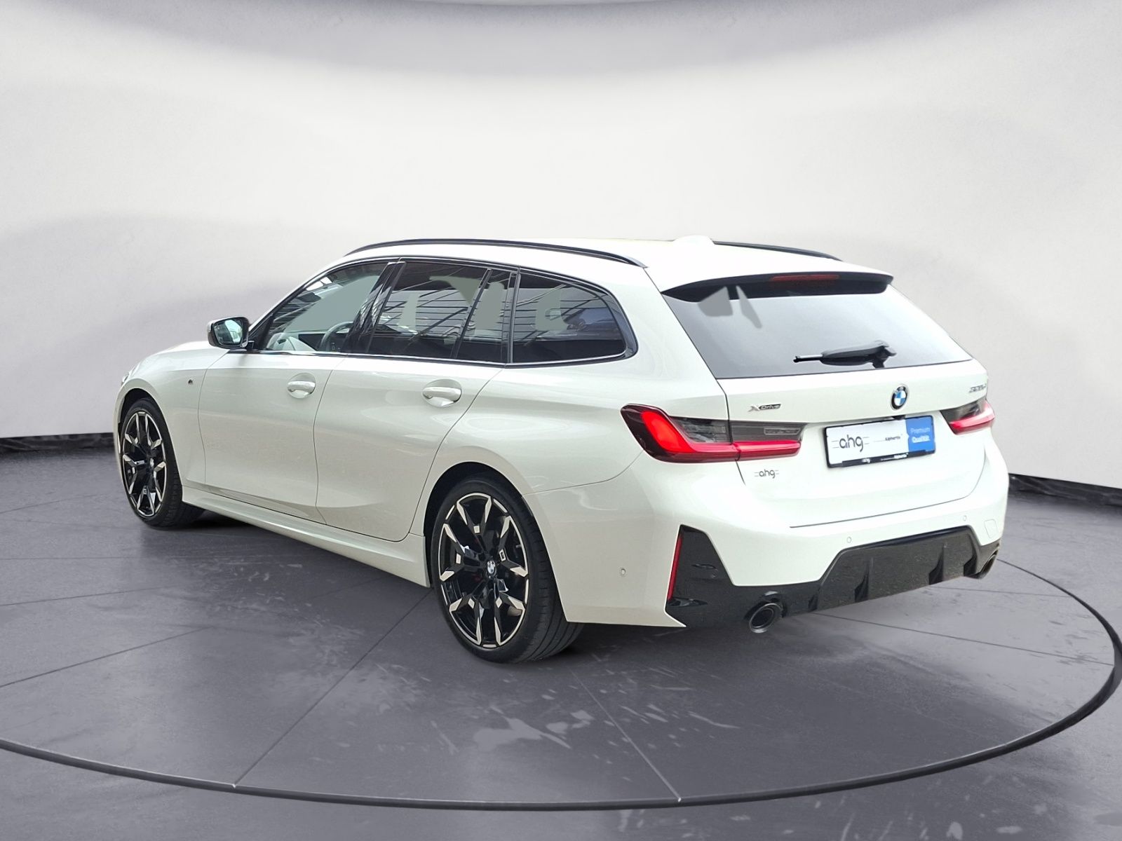 BMW 320 2025 г. Белый, пробег 17900 км