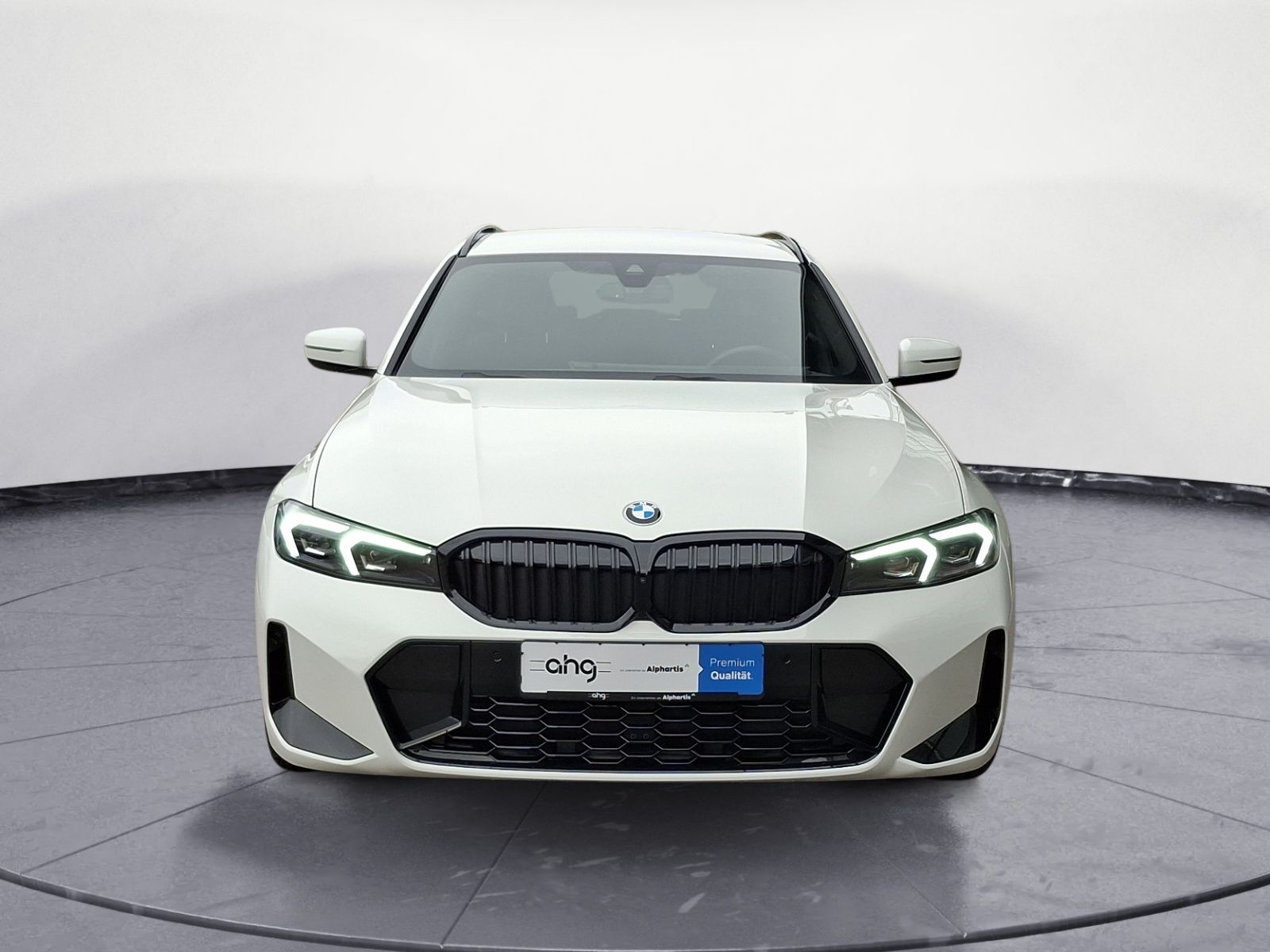 BMW 320 2025 г. Белый, пробег 17900 км