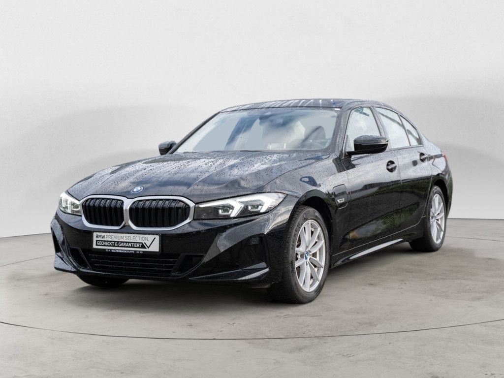 BMW 320 2022 г. Чёрный, пробег 58654 км