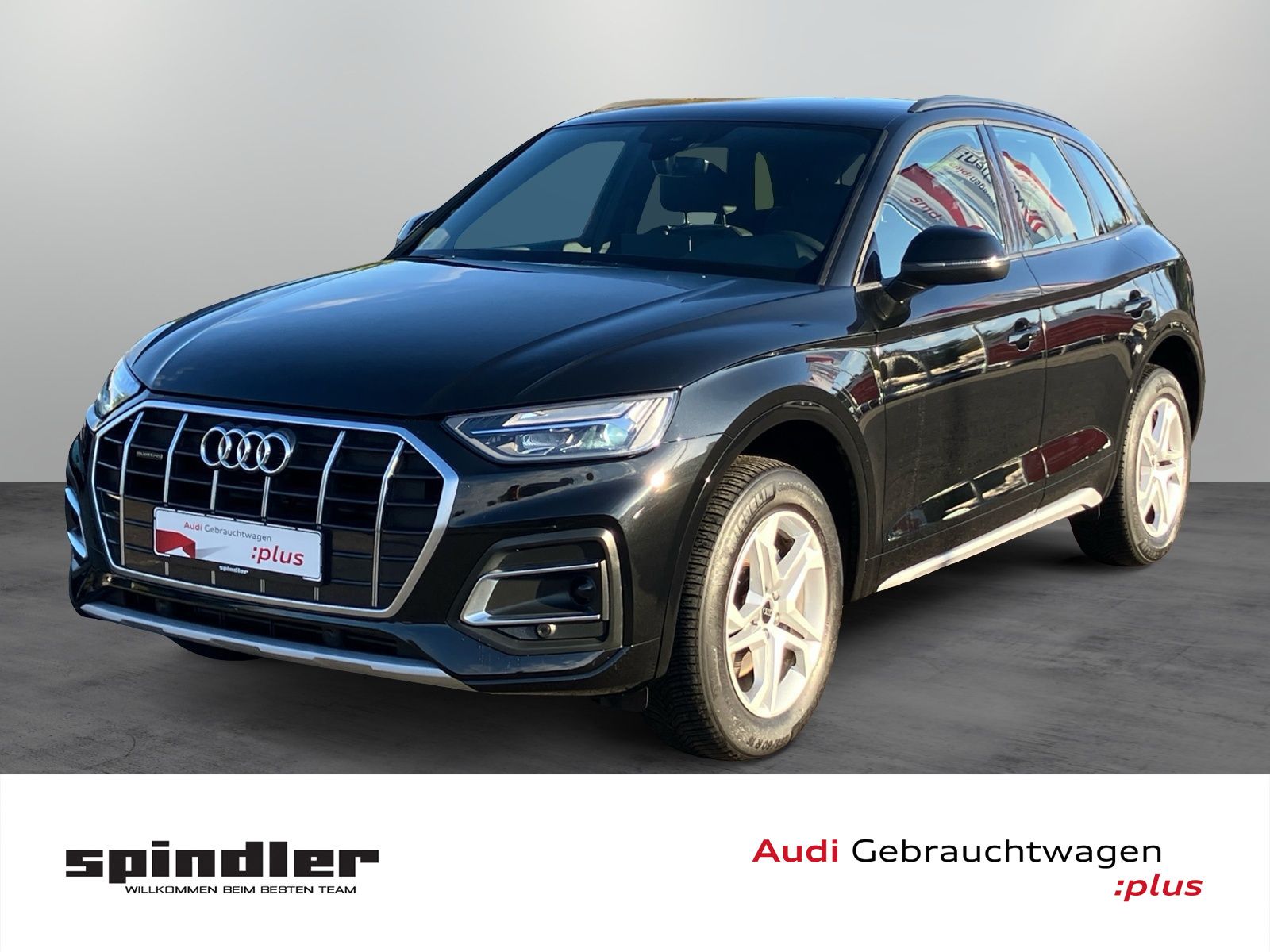 Audi Q5 2024 г. Чёрный, пробег 52000 км