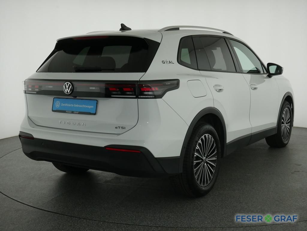 Volkswagen Tiguan 2025 г. Белый, пробег 25788 км