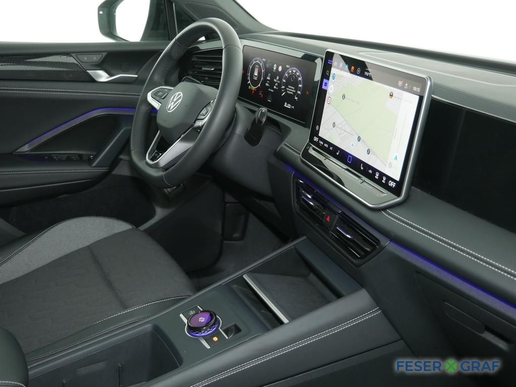 Volkswagen Tiguan 2025 г. Белый, пробег 25788 км