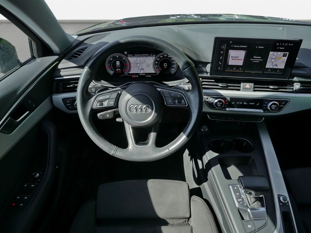 Audi A4 2023 г. Серый, пробег 29000 км