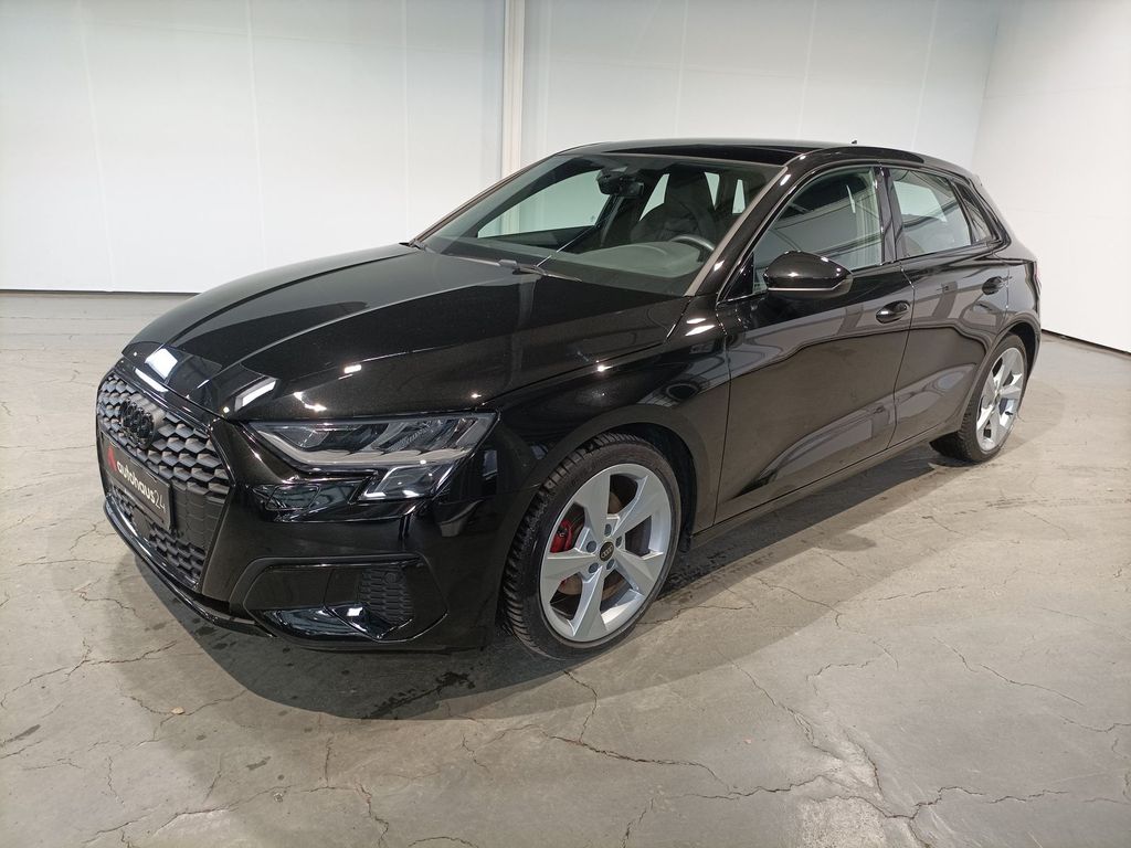Audi A3 2023 г. Чёрный, пробег 46585 км