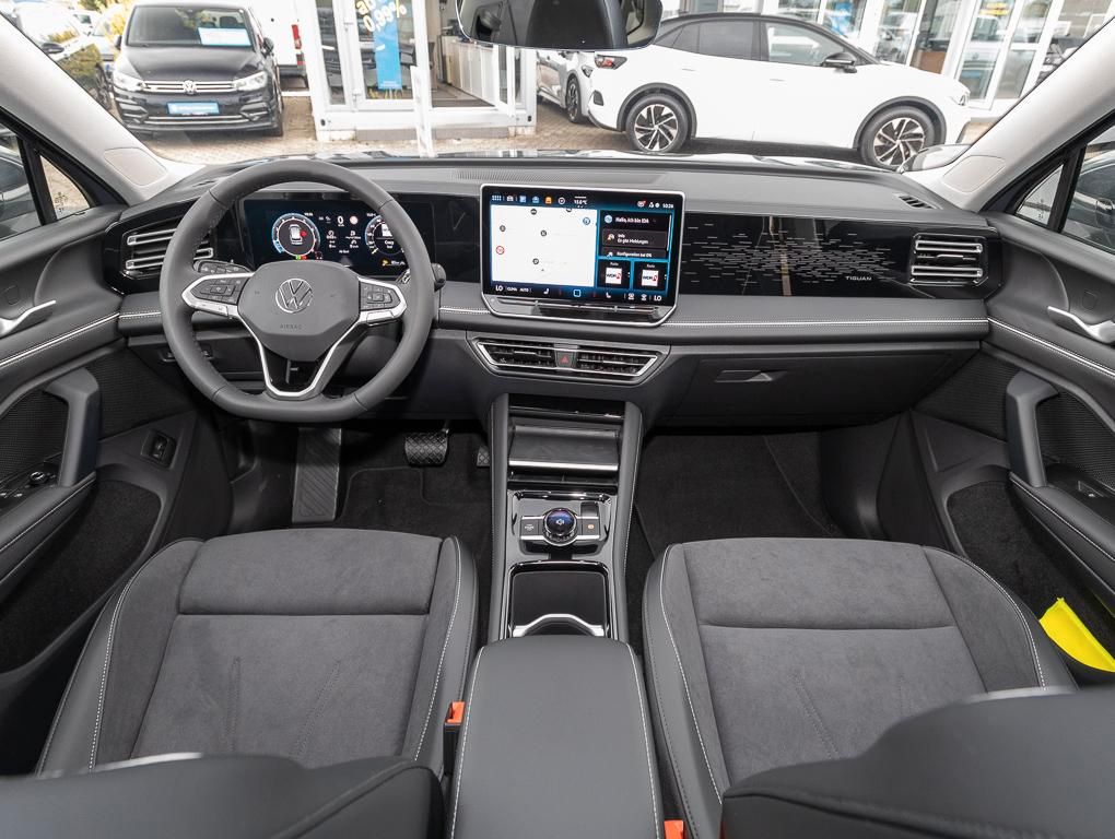 Volkswagen Tiguan 2025 г. Серый, пробег 19980 км