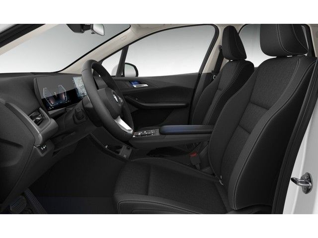 BMW 223 ACTIVE TOURER 2023 г. Белый, пробег 13128 км