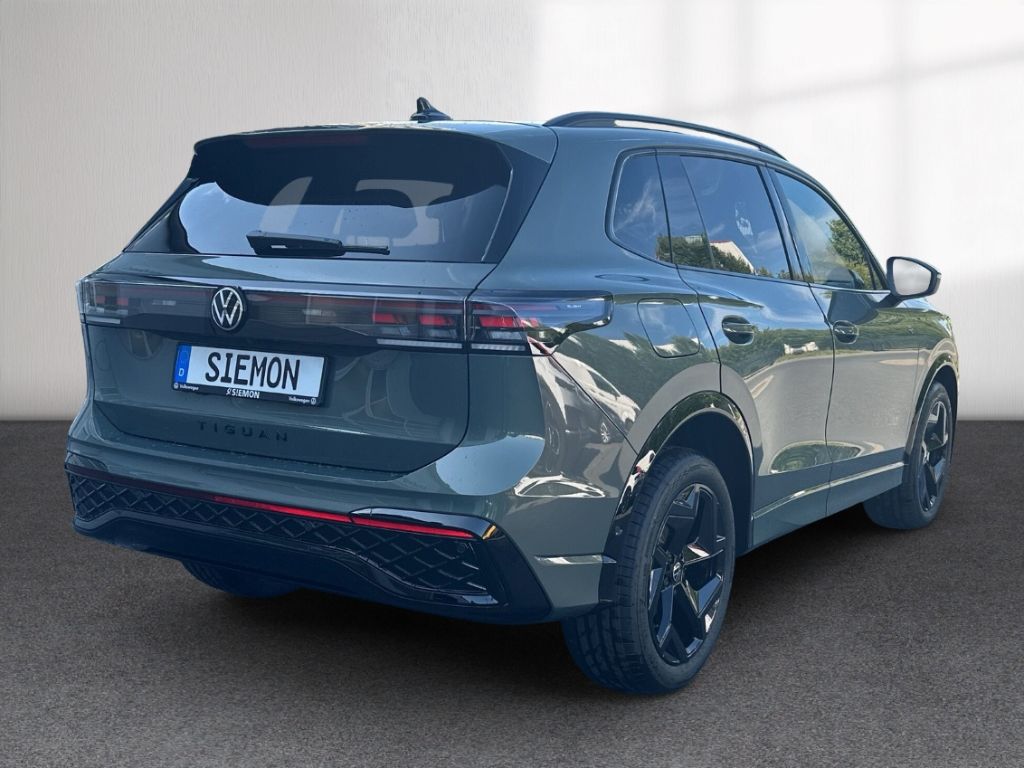Volkswagen Tiguan 2026 г. Зелёный, пробег 10 км