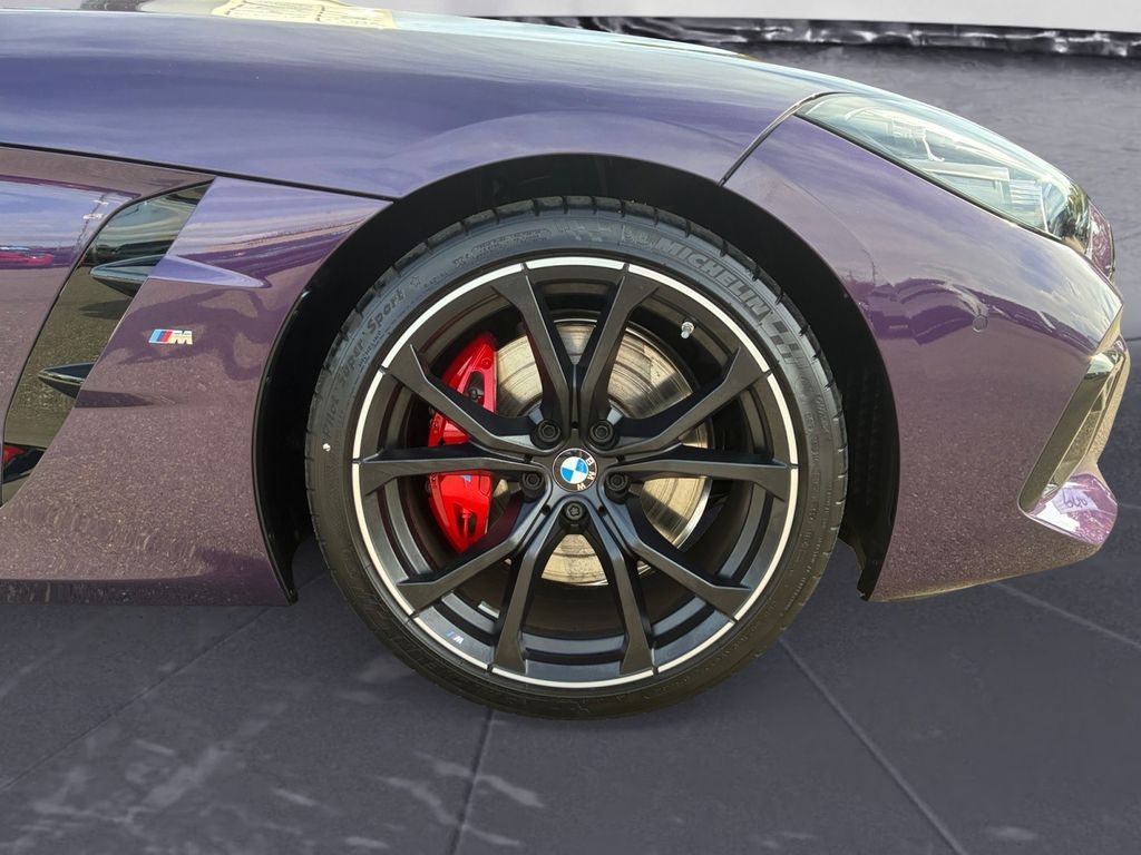 BMW Z4 2025 г. Фиолетовый, пробег 8772 км