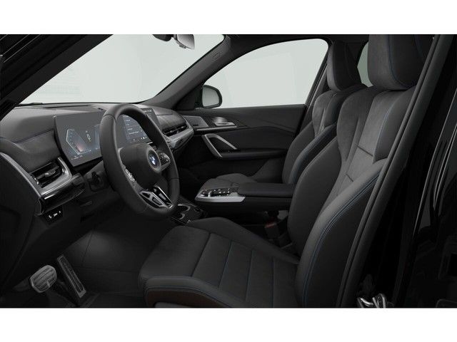 BMW X1 2025 г. Чёрный, пробег 31050 км