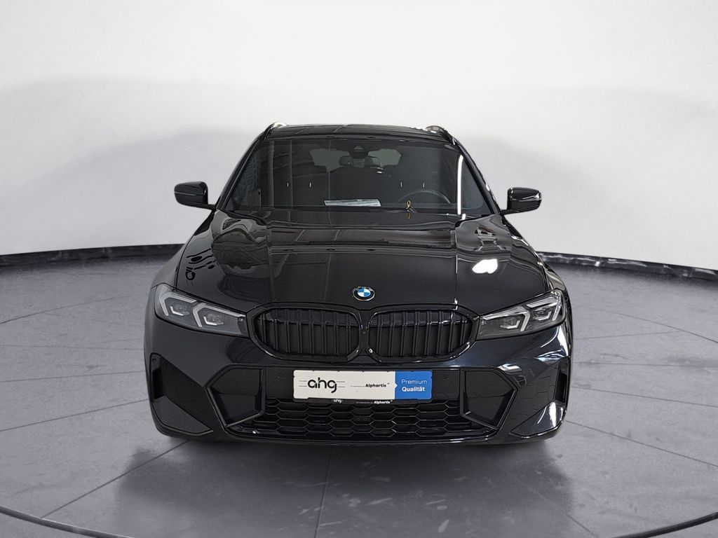 BMW 320 2025 г. Чёрный, пробег 22520 км