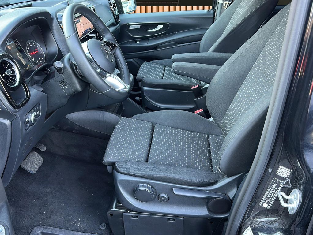 Mercedes-Benz Vito 2026 г. Чёрный, пробег 27632 км