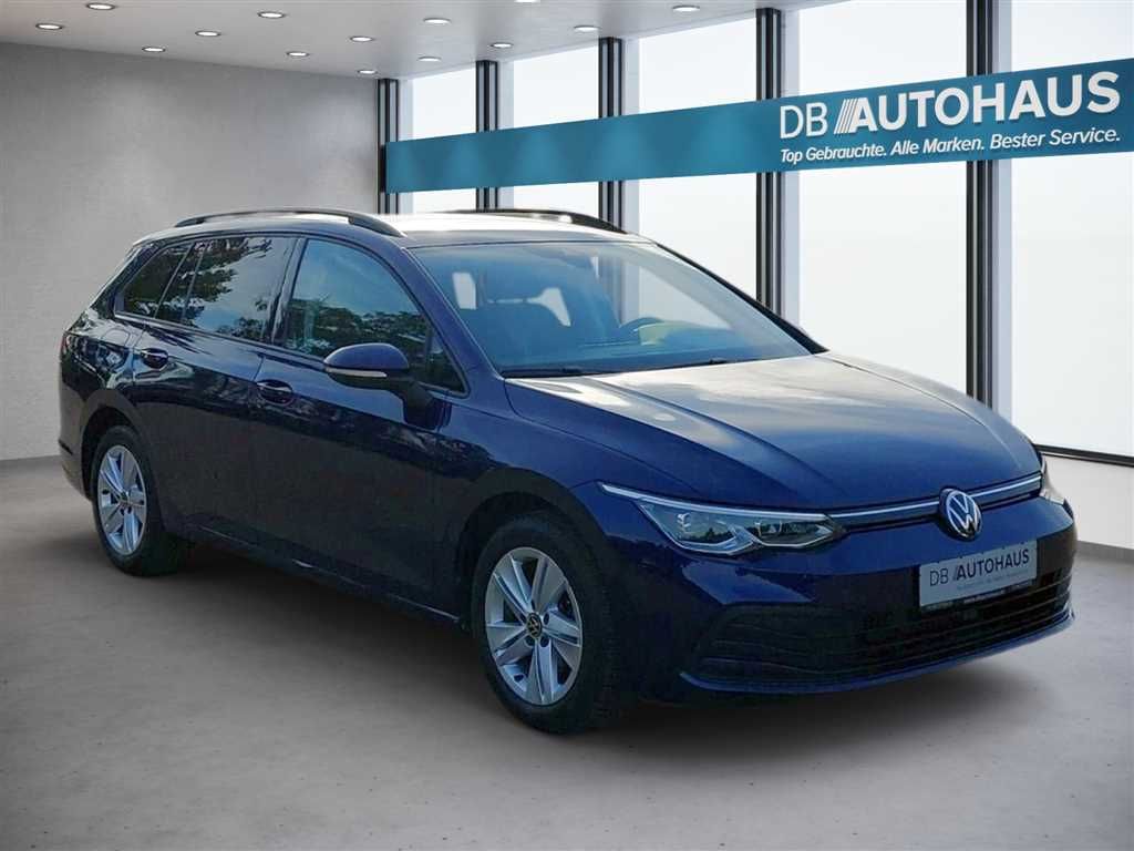 Volkswagen Golf 2024 г. Синий, пробег 40266 км