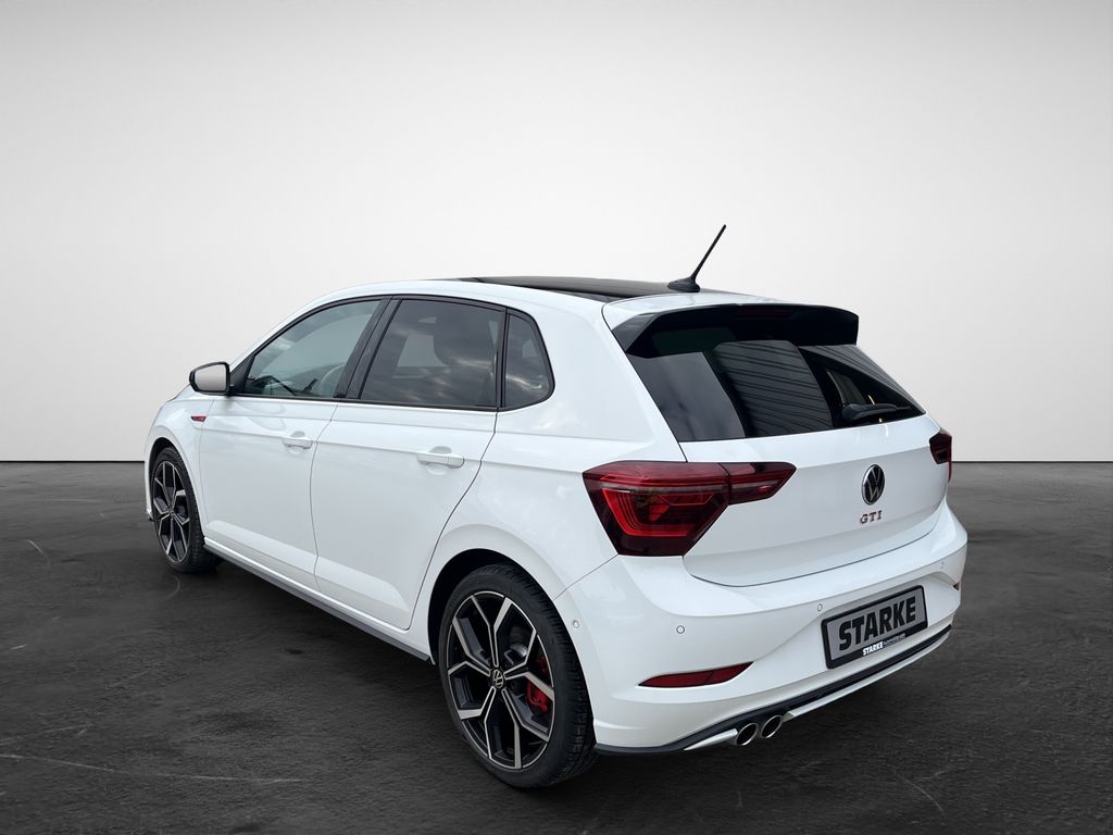 Volkswagen Polo 2022 г. Белый, пробег 38686 км
