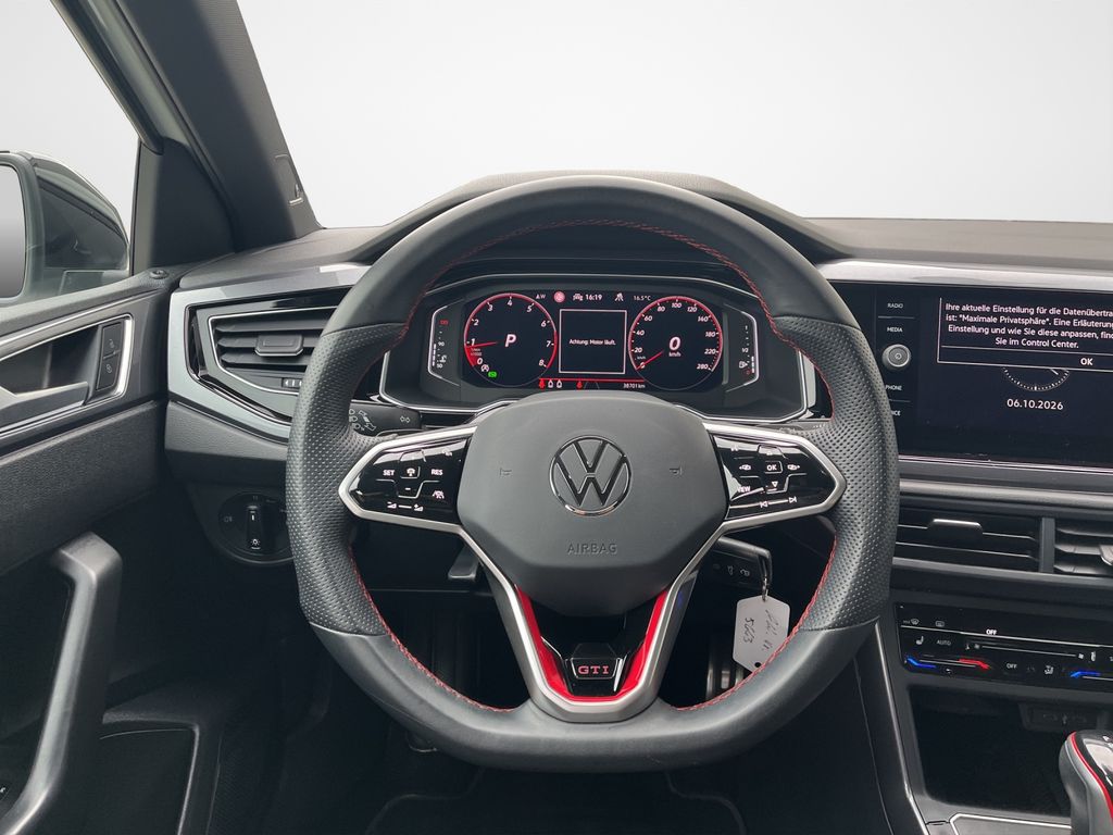 Volkswagen Polo 2022 г. Белый, пробег 38686 км