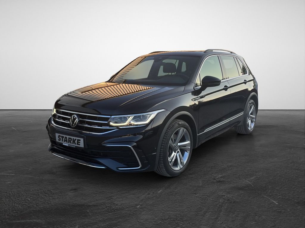 Volkswagen Tiguan 2023 г. Чёрный, пробег 45367 км