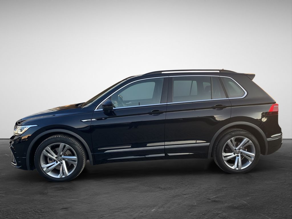 Volkswagen Tiguan 2023 г. Чёрный, пробег 45367 км