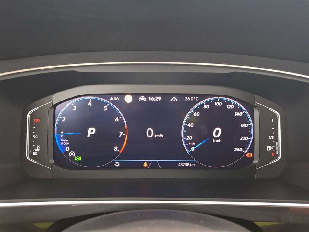 Volkswagen TIGUAN ALLSPACE 2024 г. Чёрный, пробег 43724 км