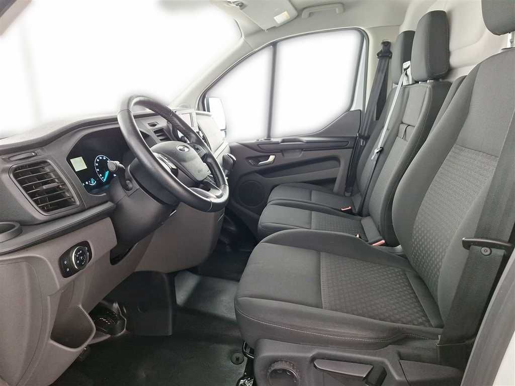 Ford Transit Custom 2022 г. Белый, пробег 54381 км