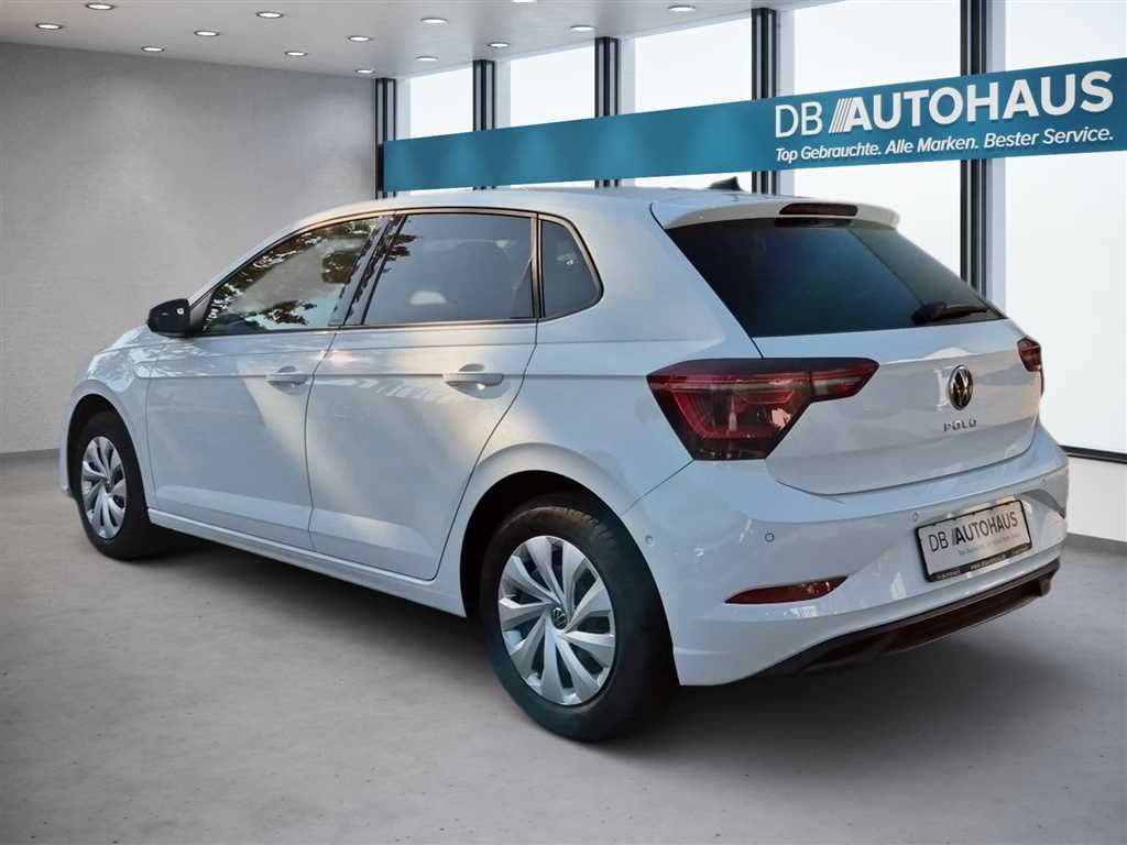 Volkswagen Polo 2024 г. Белый, пробег 34825 км