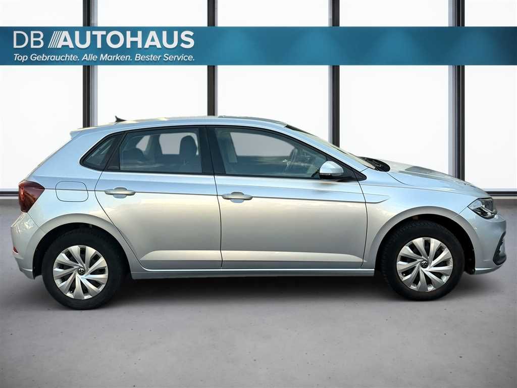 Volkswagen Polo 2023 г. Серебристый, пробег 35409 км