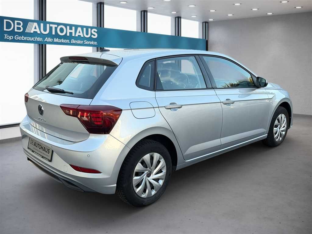Volkswagen Polo 2023 г. Серебристый, пробег 35409 км