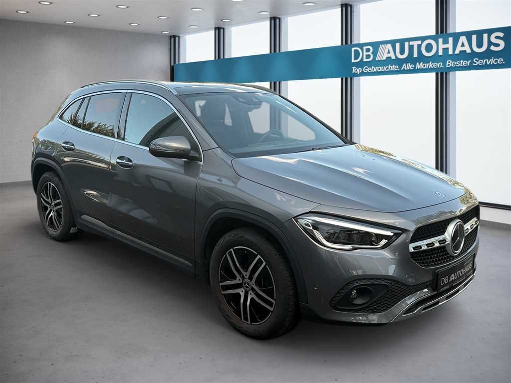 Mercedes-Benz GLA 250 2021 г. Серый, пробег 22428 км
