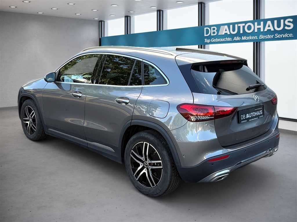 Mercedes-Benz GLA 250 2021 г. Серый, пробег 22428 км