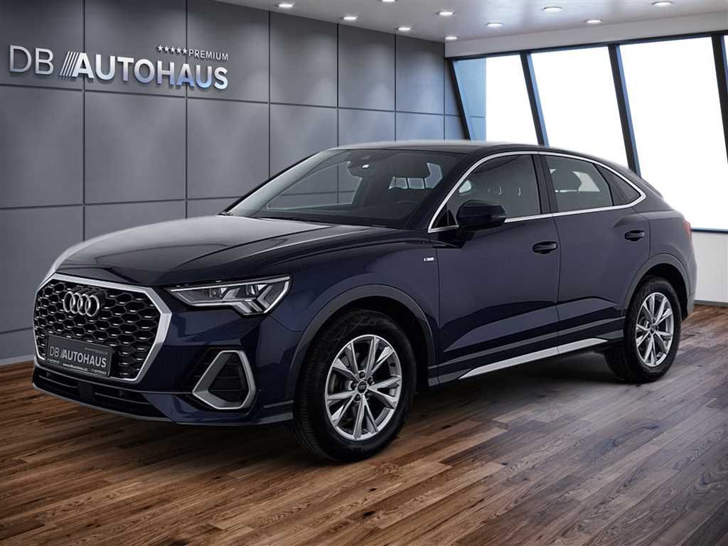 Audi Q3 2024 г. Синий, пробег 50564 км