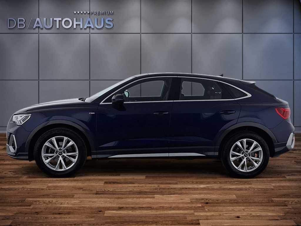 Audi Q3 2024 г. Синий, пробег 50564 км