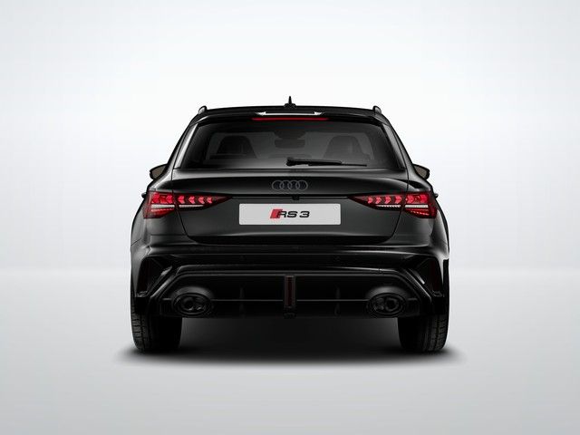 Audi RS3 2024 г. Чёрный, пробег 55842 км