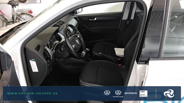 Skoda Fabia 2022 г. Белый, пробег 57492 км