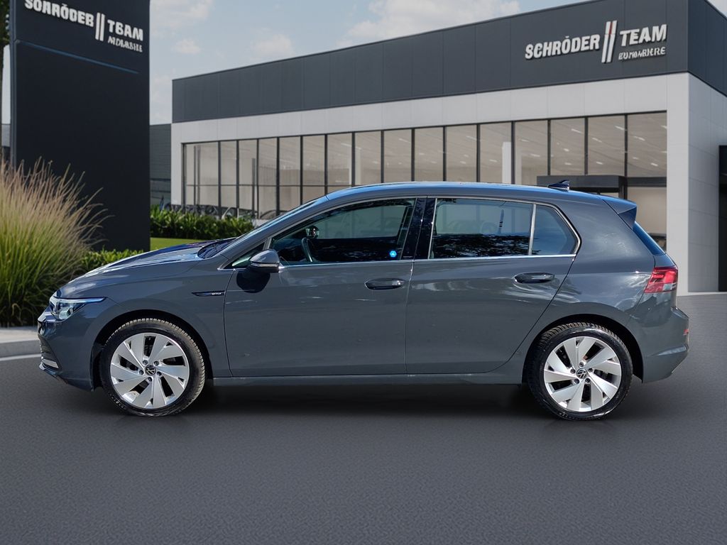 Volkswagen Golf 2024 г. Серый, пробег 24077 км