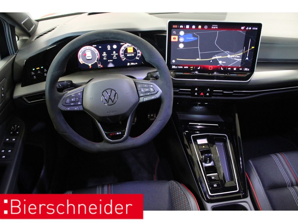 Volkswagen Golf 2026 г. Зелёный, пробег 100 км