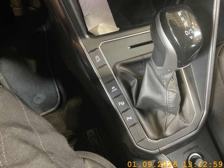 Volkswagen Taigo 2023 г. Серый, пробег 49637 км