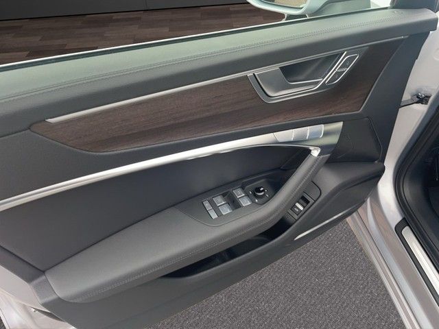 Audi A6 2023 г. Серебристый, пробег 37905 км