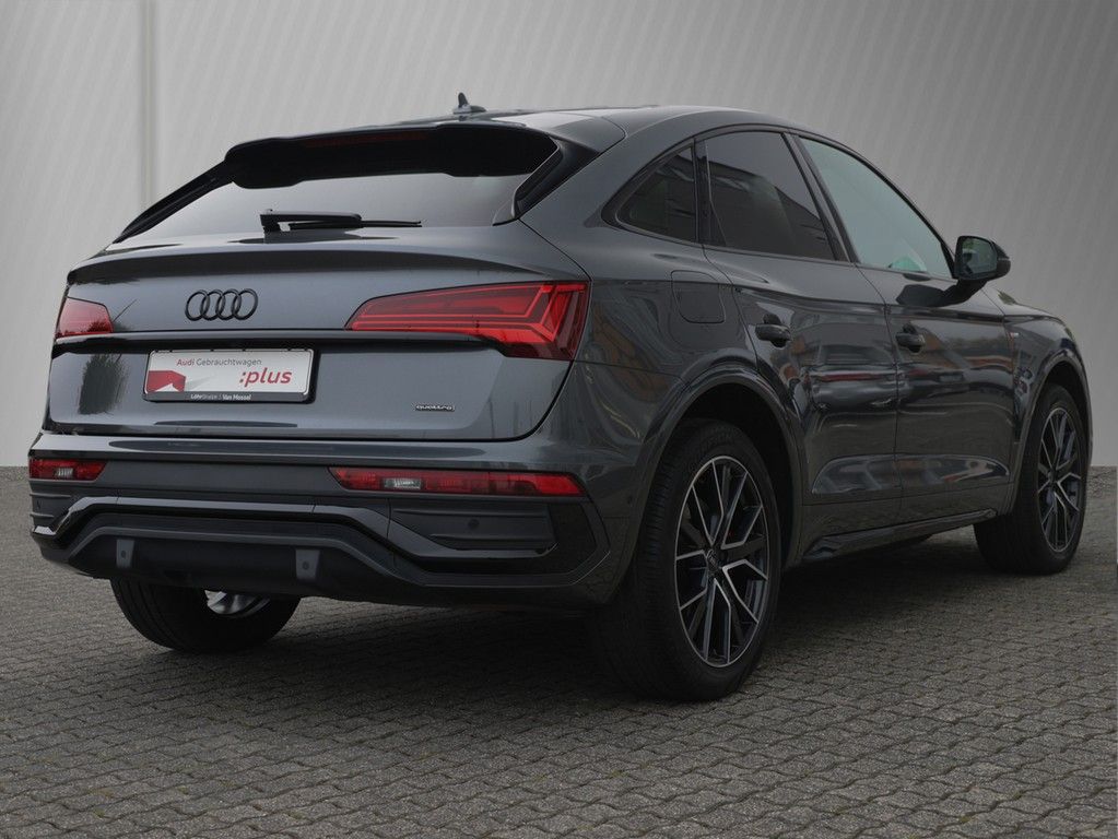 Audi Q5 2024 г. Серый, пробег 31700 км