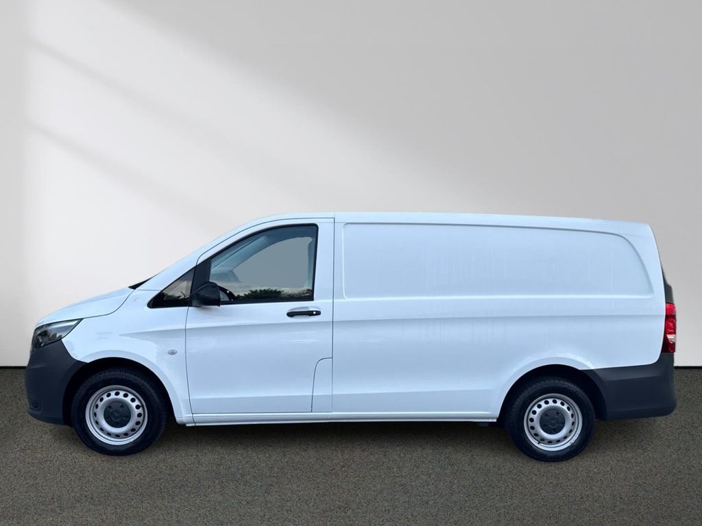Mercedes-Benz Vito 2023 г. Белый, пробег 56600 км