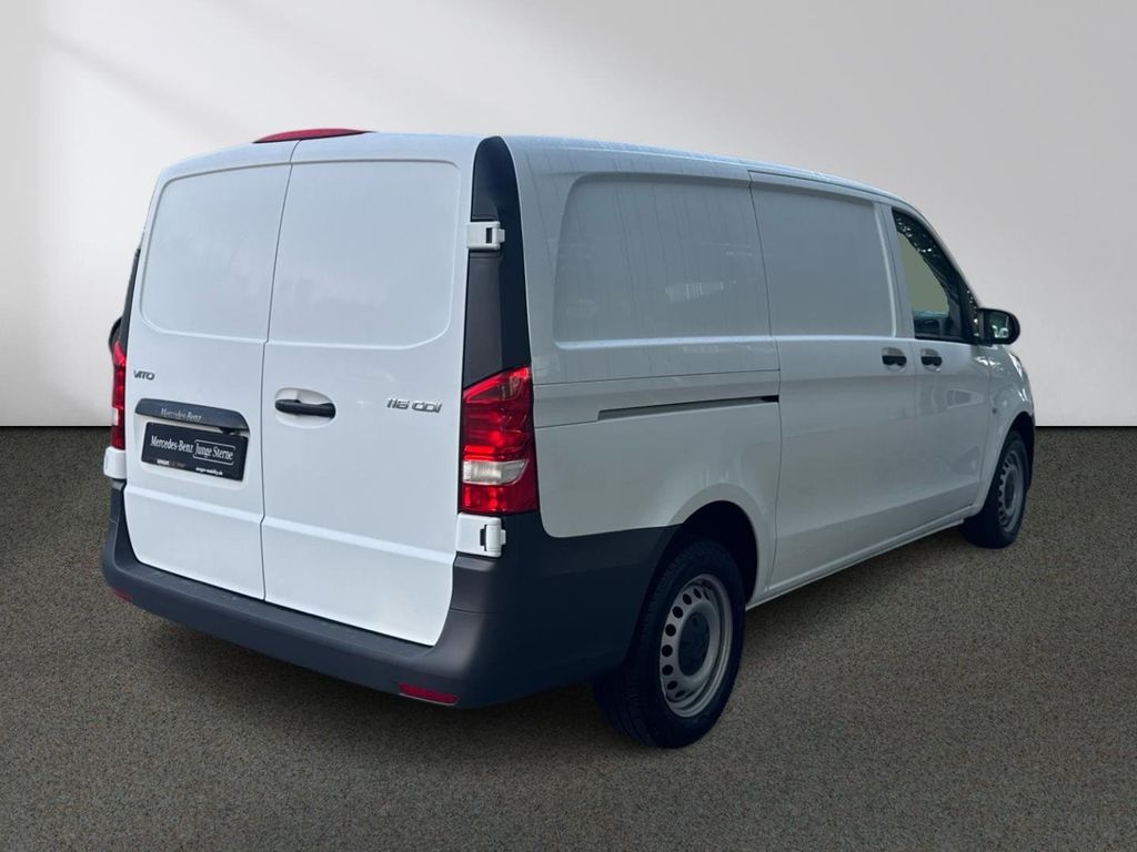 Mercedes-Benz Vito 2023 г. Белый, пробег 56600 км