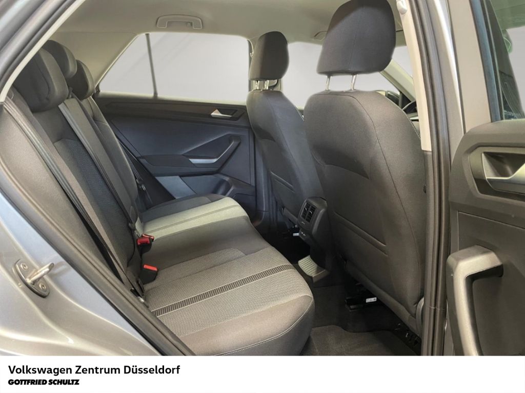 Volkswagen T-Roc 2022 г. Серебристый, пробег 25363 км