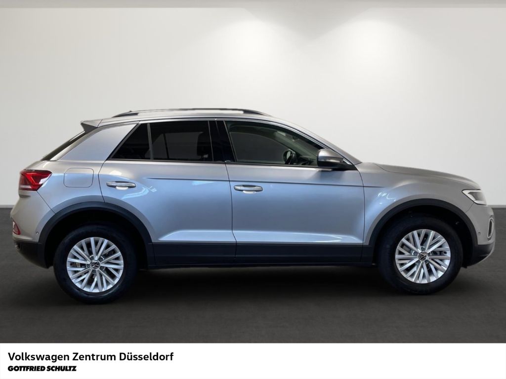 Volkswagen T-Roc 2022 г. Серебристый, пробег 24592 км