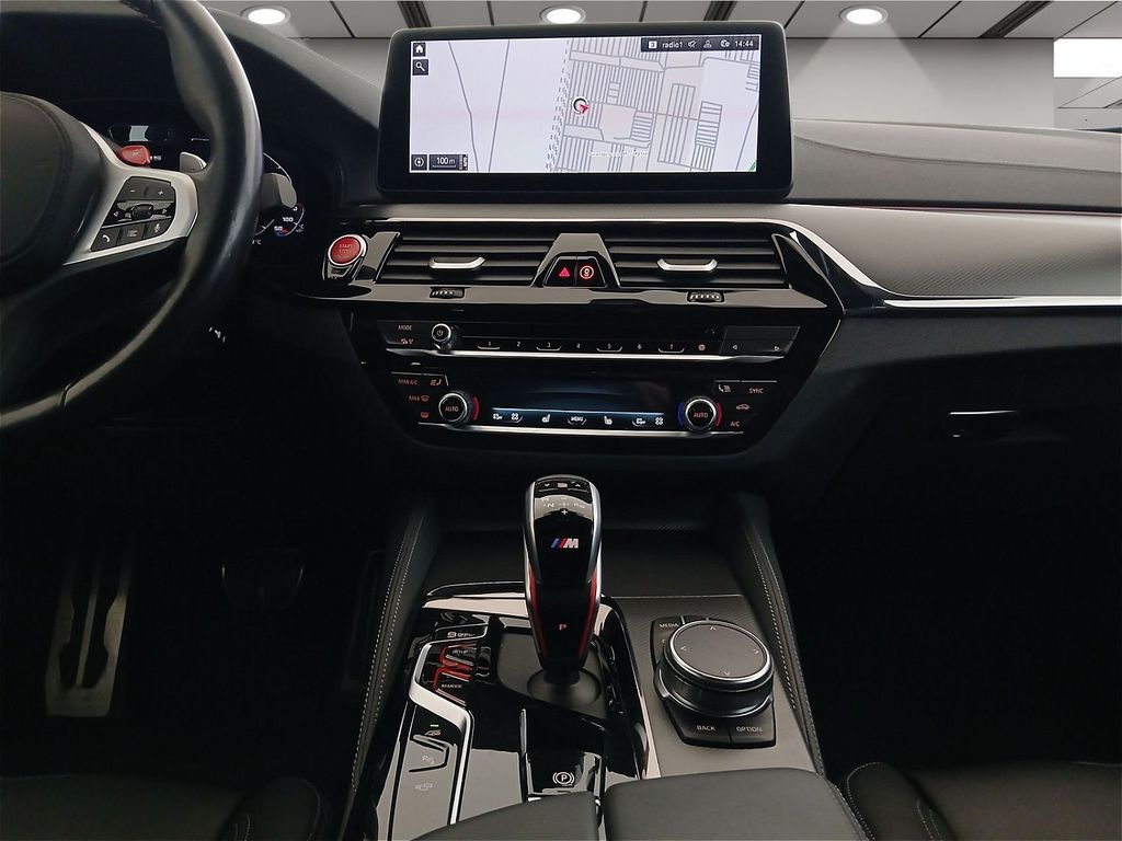BMW M5 2023 г. Чёрный, пробег 48676 км