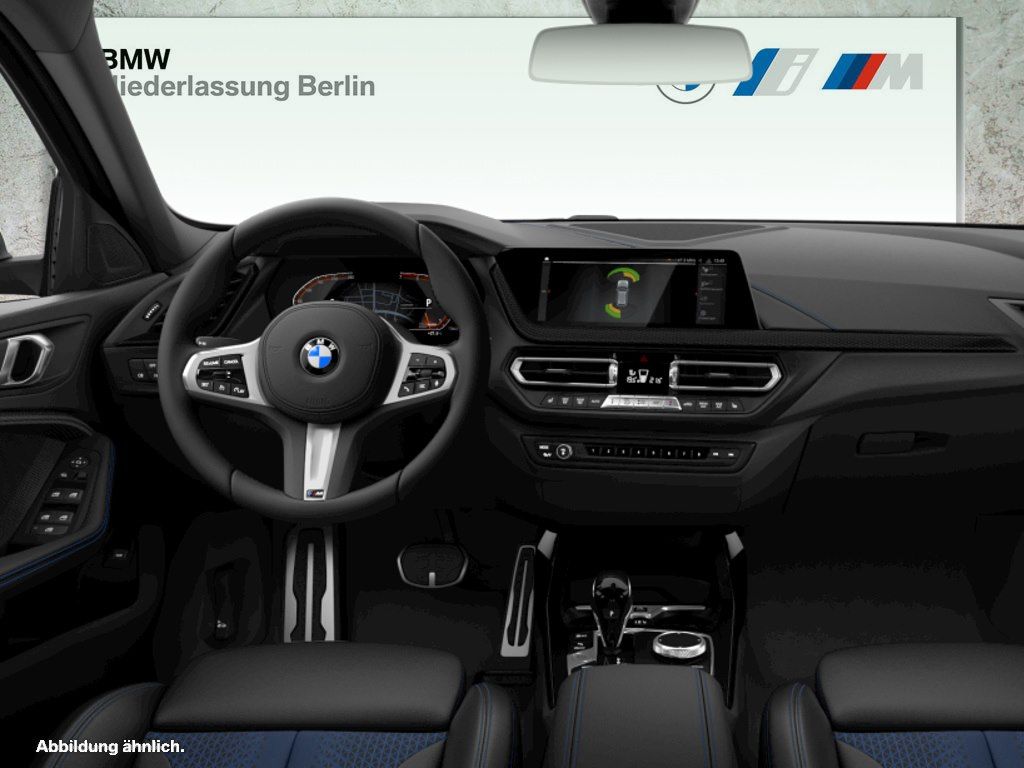 BMW 118 2023 г. Серый, пробег 39552 км